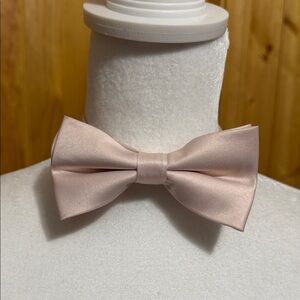 Classic Soft Pink Satin Adjustable Bow Tie